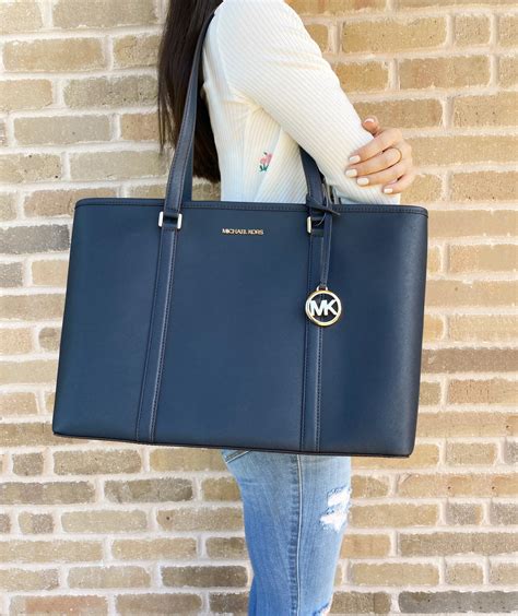 michael kors laptop purse